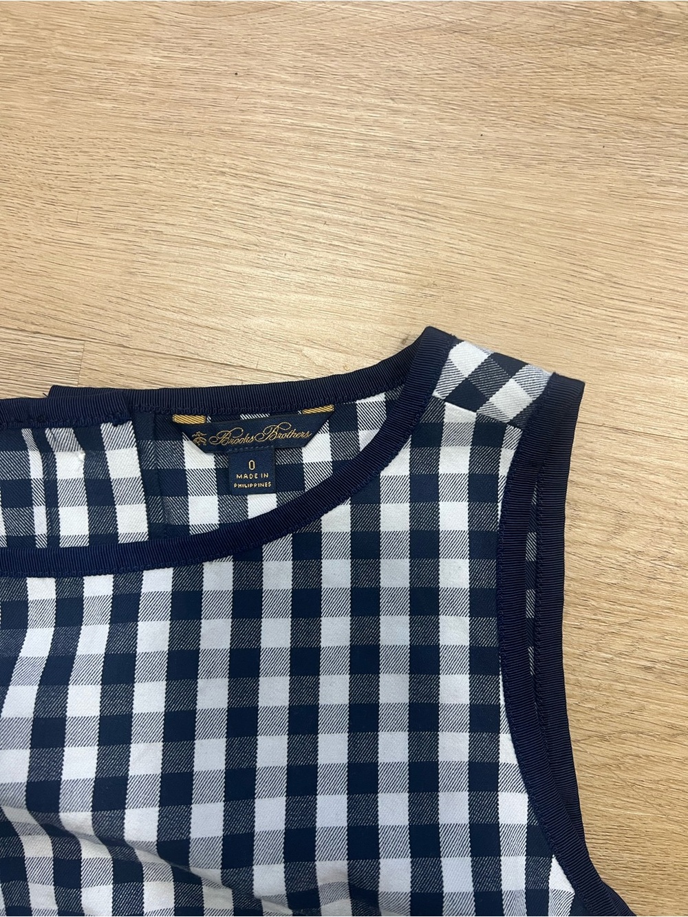 Brooks Brothers Navy and White Gingham Sleeveless Top - Picture 2 of 5